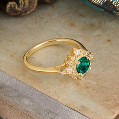 Vintage Round Cut Cluster Emerald Wedding Ring Flower Engagement Ring