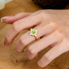 Round Cut 0.6 Carat Peridot Promise Ring Cluster Anniversary Ring