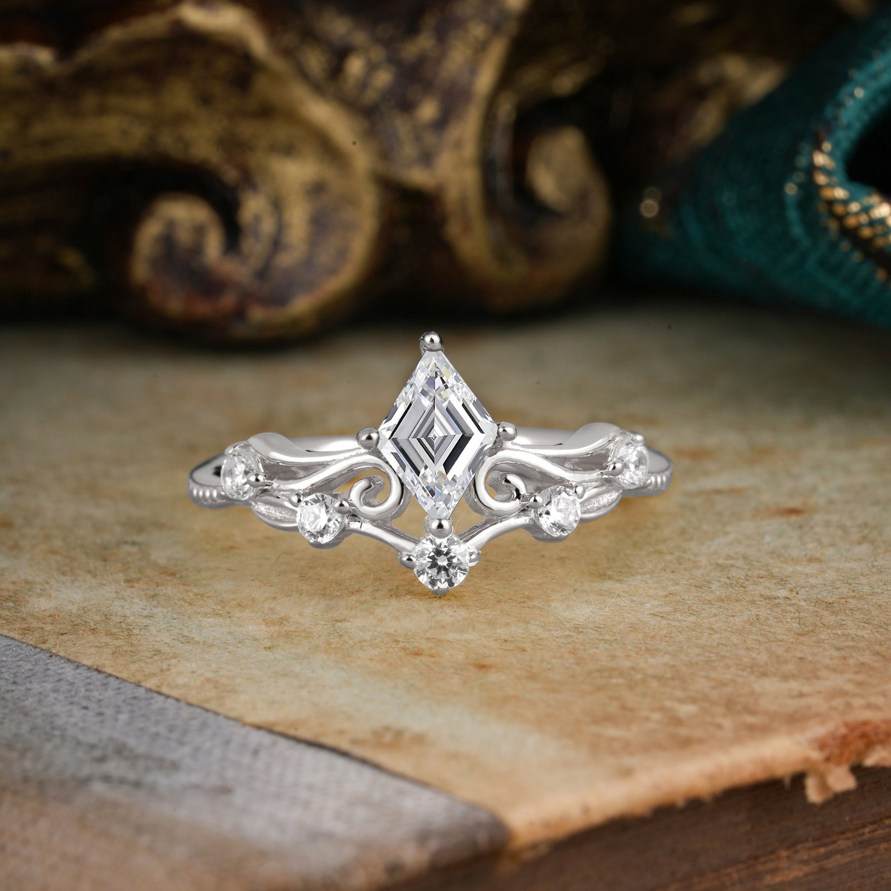 SR12940 Lab Diamond Ring - Additional view