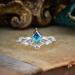 SR12940 Alexandrite Ring - Additional view