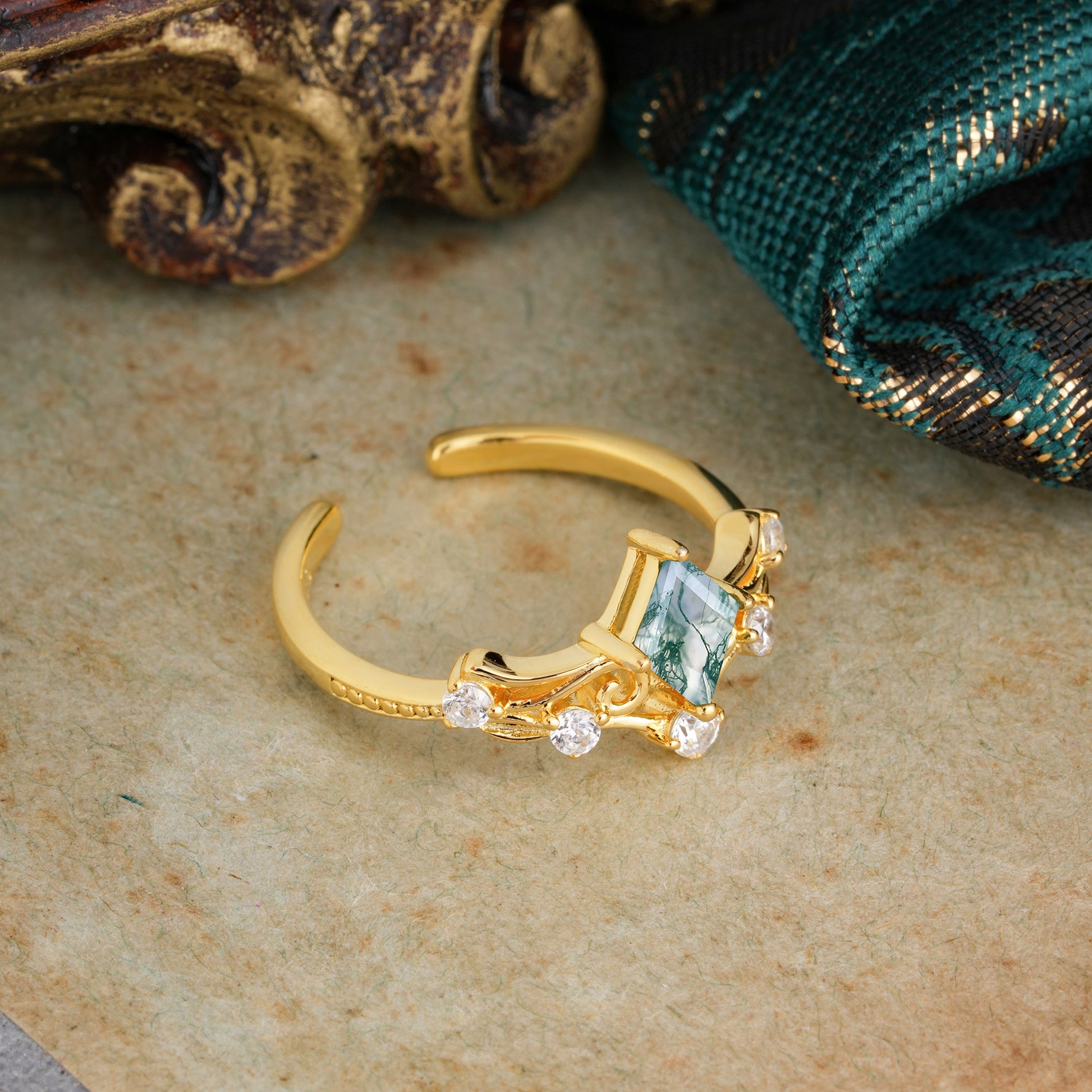 SR12940 Moss Agate Ring - White-Gold