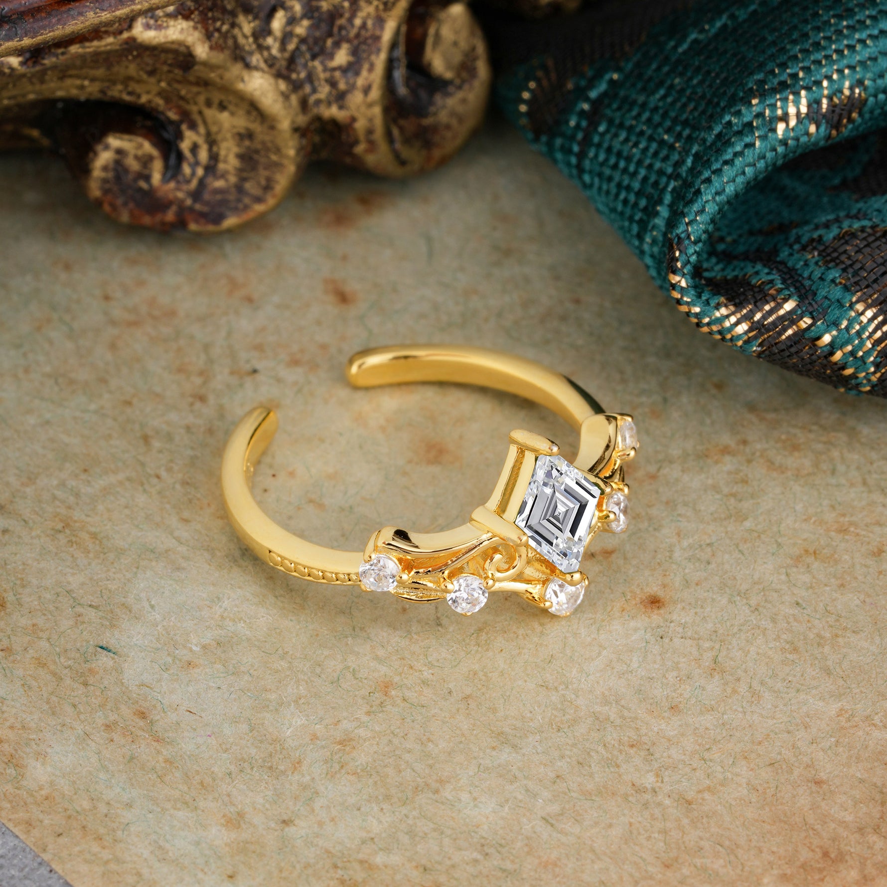 SR12940 Lab Diamond Ring - White-Gold
