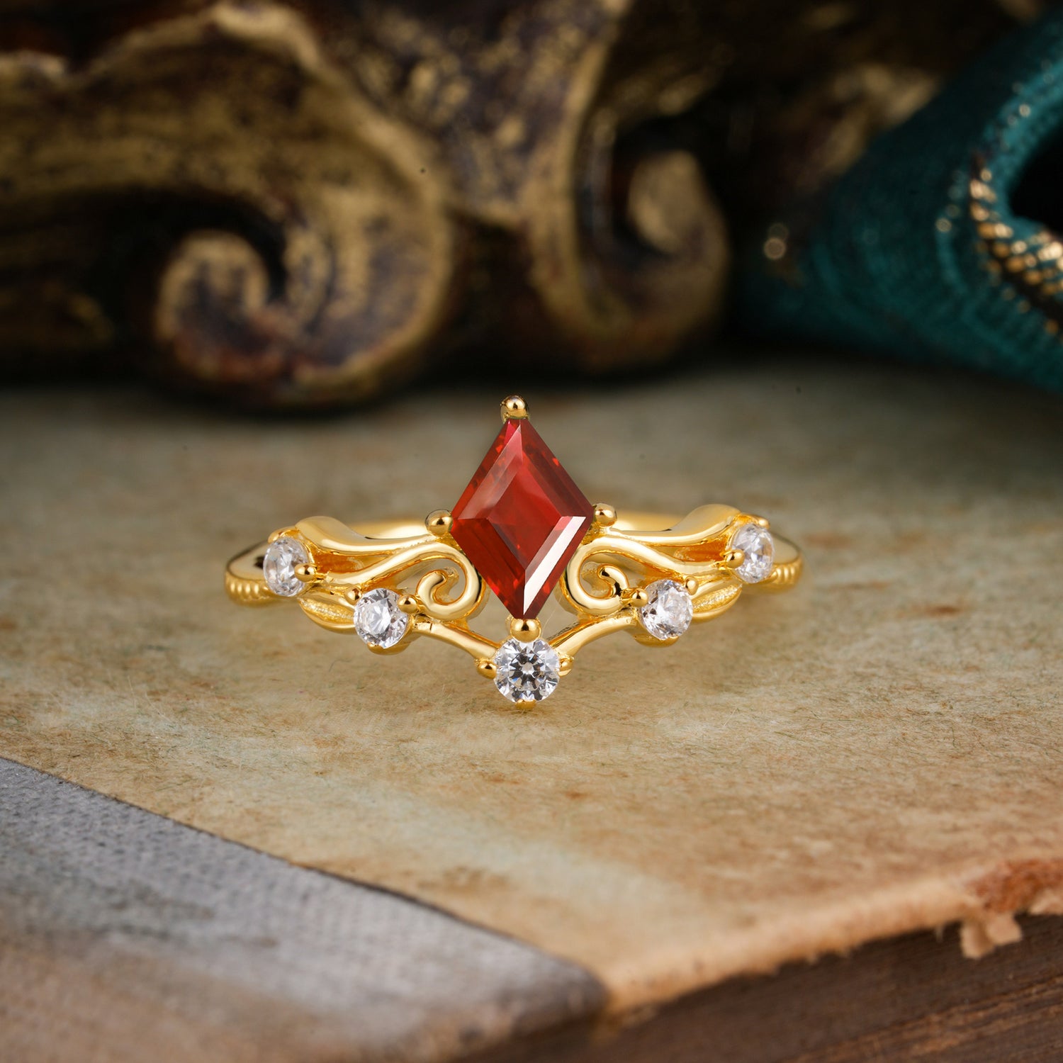 SR12940 Garnet Ring - Yellow-Gold