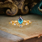 SR12940 Alexandrite Ring - Yellow-Gold