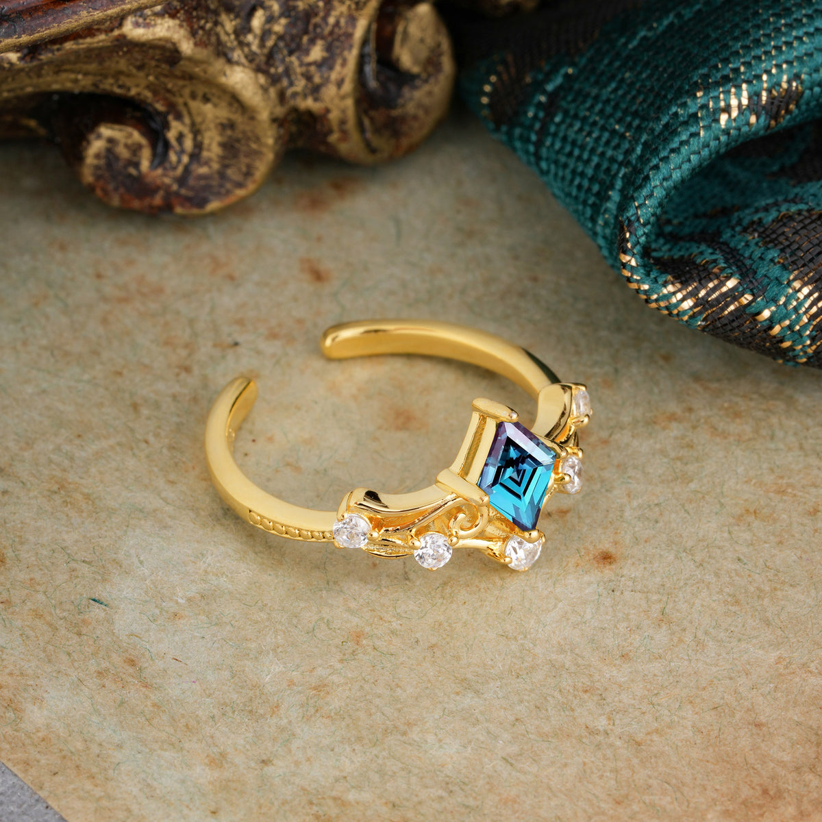 SR12940 Alexandrite Ring - White-Gold