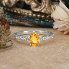 1 Carat Oval Cut 4 Prong Classic Citrine Promise Ring Pave Setting