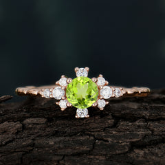 0.5 Carat Round Cut Unique Cluster Peridot Wedding Ring