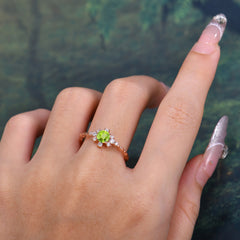 0.5 Carat Round Cut Unique Cluster Peridot Wedding Ring