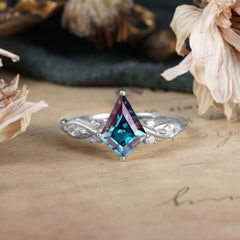 4 Prong Kite Cut 2 Carat Natural Alexandrite Bridal Ring Nature Inspired Leaf Engagement Ring
