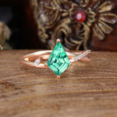 4 Prong Kite Cut 2 Carat Natural Emerald Promise Ring Nature Inspired Twisted Leaf Ring