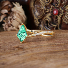 4 Prong Kite Cut 2 Carat Natural Emerald Promise Ring Nature Inspired Twisted Leaf Ring
