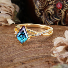 4 Prong Kite Cut 2 Carat Natural Alexandrite Promise Ring Nature Inspired Twisted Leaf Ring