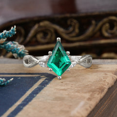 Nature Inspired Leaf Twisted Infinity Ring Kite Cut 2 Carat 6-Prong Emerald Bridal Ring