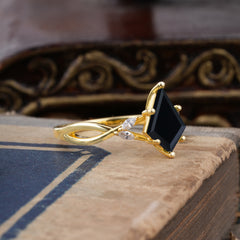Nature Inspired Leaf Twisted Infinity Ring Kite Cut 2 Carat 6-Prong Black Onyx Bridal Ring