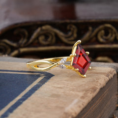 Nature Inspired Leaf Twisted Infinity Ring Kite Cut 2 Carat 6-Prong Natural Bridal Garnet Ring
