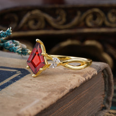 Nature Inspired Leaf Twisted Infinity Ring Kite Cut 2 Carat 6-Prong Natural Bridal Garnet Ring