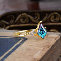 Nature Inspired Leaf Twisted Infinity Ring Kite Cut 2 Carat 6-Prong Natural Alexandrite Bridal Ring