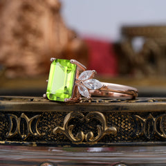 4CT Emerald Cut Peridot Vintage Engagement Ring with Marquise Cluster