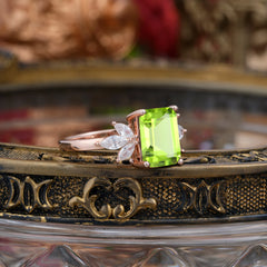 4CT Emerald Cut Peridot Vintage Engagement Ring with Marquise Cluster