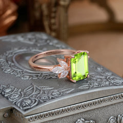 4CT Emerald Cut Peridot Vintage Engagement Ring with Marquise Cluster