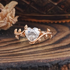 【Steal of Deals】Unique Design Heart Cut Moissanite Leaf Engagement Ring