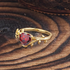 Unique Design Heart Cut 3 Prong Garnet Leaf Engagement Ring
