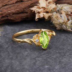 Nature-Inspired 6 Prong Dazzling Peridot Engagement Ring
