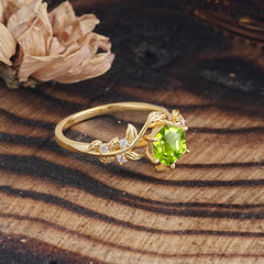 6 Prong Hexagon Cut Peridot Vine Flower Ring