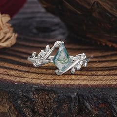 Dazzling Kite Cut Natural Moss Agate Engagement Ring