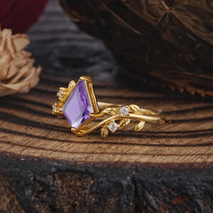 Nature Inspired Dazzling Kite Cut Amethyst Engagement Ring