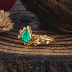 Nature Inspired Dazzling Kite Cut Emerald Engagement Ring