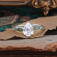 Pear Cut Lab Grown Diamond Engagement Rings for Eco Friendly Elegance