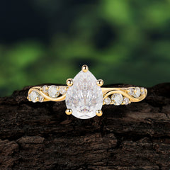 Pear Cut Lab Grown Diamond Engagement Rings for Eco Friendly Elegance