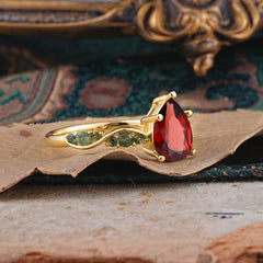 5 Prong Luxury Pear-Cut Garnet Engagement Ring