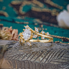 Nature-Inspired Branch  Oval-Cut Moissanite Engagement Ring