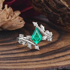 Kite Cut Gold Leaf Emerald Engagement Ring for Women