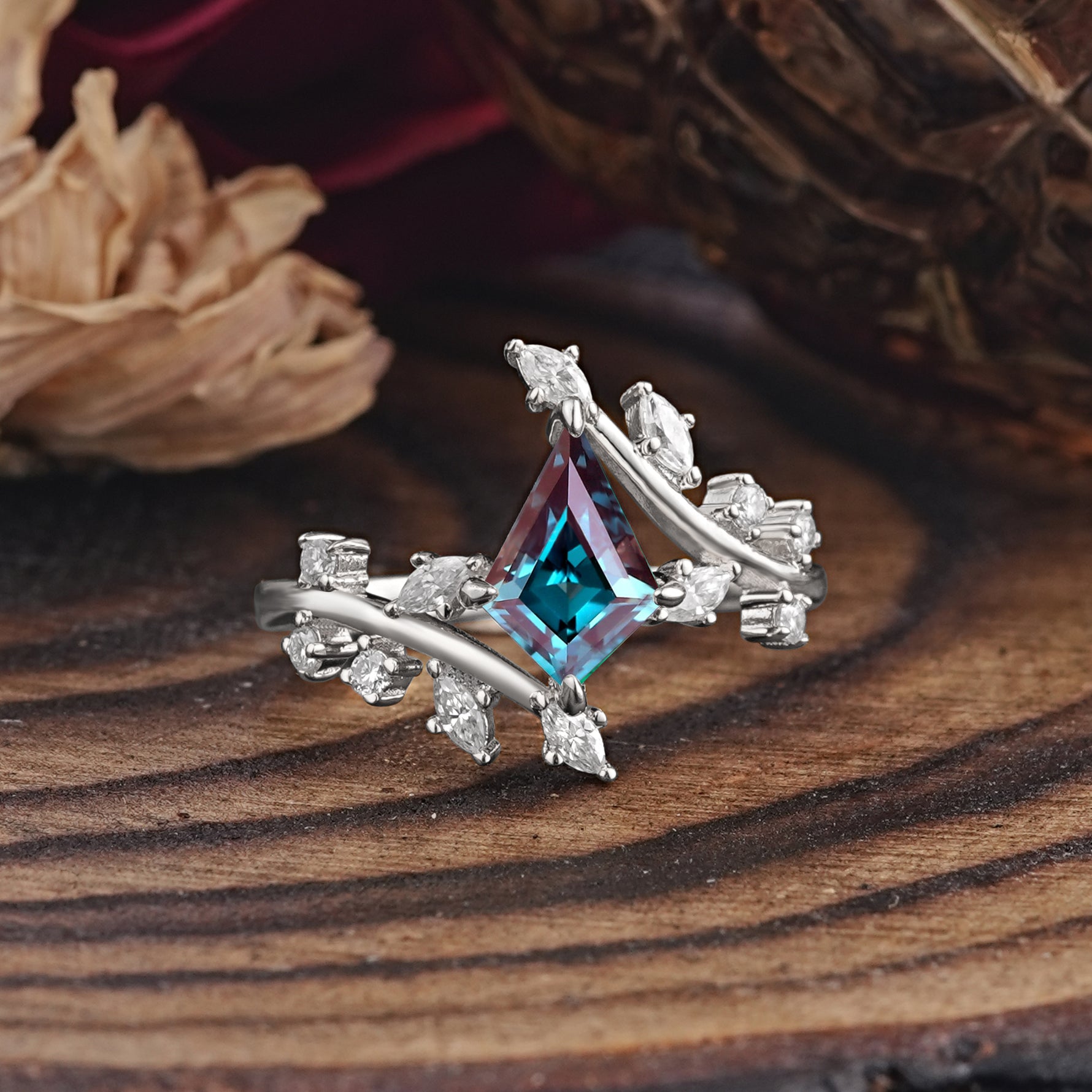 Kite Cut GoldAlexandrite Engagement Ring for Women     - Additional view