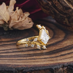 Kite Cut Gold Leaf Moissanite Engagement Ring for Women
