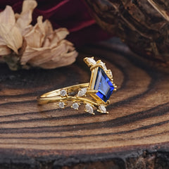 Kite Cut Gold Leaf Sapphire Engagement Ring for Women