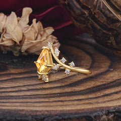 Kite Cut Gold Leaf Citrine Engagement Ring for Women
