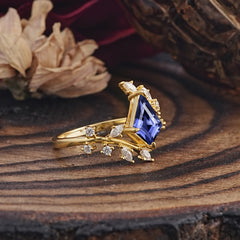 Kite Cut Gold Leaf Tanzanite Engagement Ring for Women