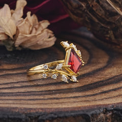 Kite Cut Gold Leaf Garnet Engagement Ring for Women