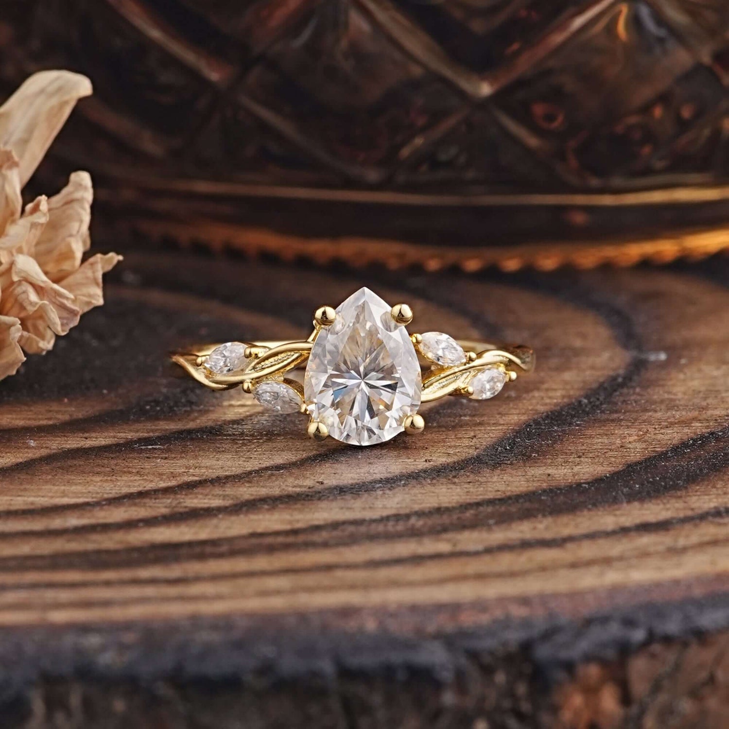 Nature-Inspired Pear-Shaped Classic Moissanite Engagement Ring