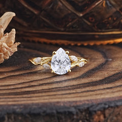 Nature-Inspired Pear-Shaped Classic Lab Diamond Ring for Engagement and Weddings