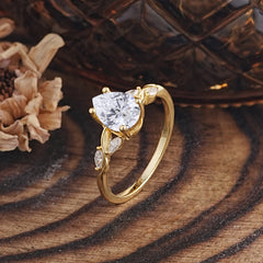 Nature-Inspired Pear-Shaped Classic Lab Diamond Ring for Engagement and Weddings