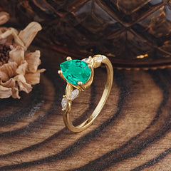 Nature-Inspired Pear-Shaped Classic Emerald Ring for Engagement and Weddings