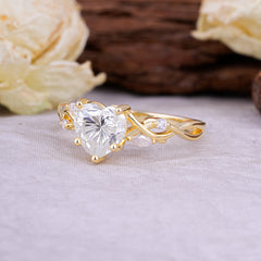 Vintage 5-Prong Heart-Cut Moissanite Engagement Ring