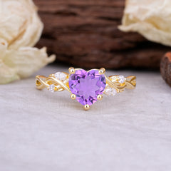 Vintage 5-Prong Heart-Cut Natural Amethyst Engagement Ring