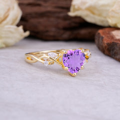 Vintage 5-Prong Heart-Cut Natural Amethyst Engagement Ring