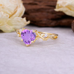 Vintage 5-Prong Heart-Cut Natural Amethyst Engagement Ring